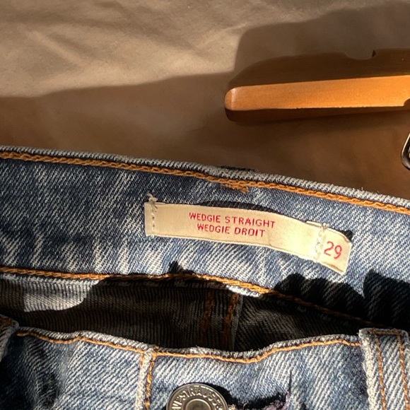 Levi’s wedgie jeans - Picture 3 of 3